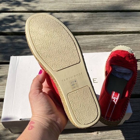 Taryn Rose espadrilles Quincy Shiny Scuba Sangria red NEW in box 6 - Picture 5 of 10